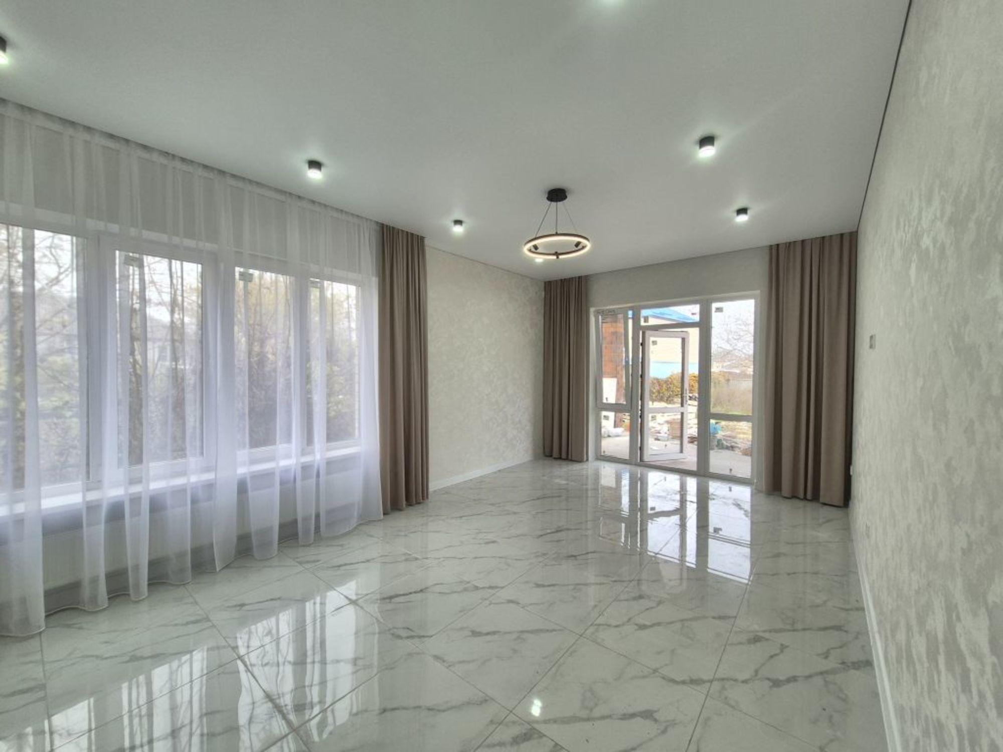 Купить дачу, дом, коттедж за 10 200 000 рублей на Октябрьская ул