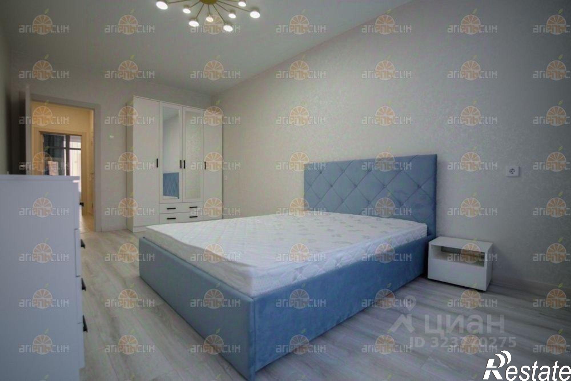 Сдать квартиру за 30 000 рублей на Андрея Голуба, 12