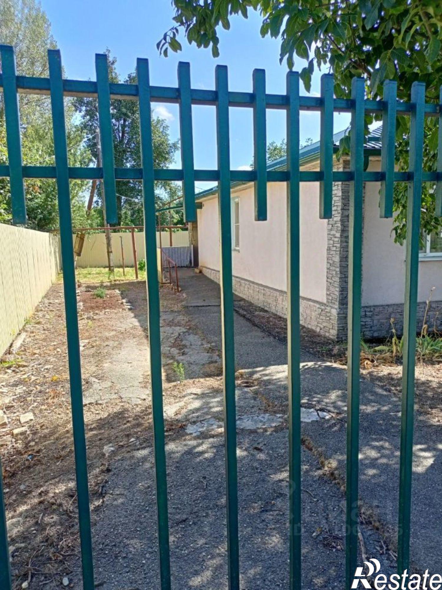 Купить квартиру за 3 100 000 рублей на Шпаковский район