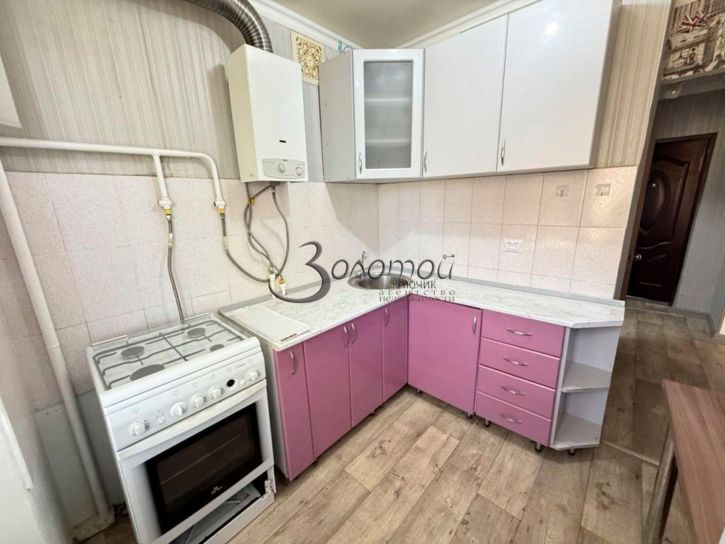 2-комн квартира Нежинский, 40