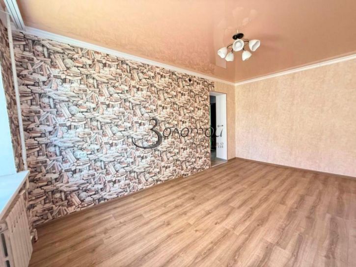 2-комн квартира Нежинский, 40