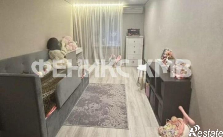 3-комн квартира улица Шумакова, 1,  д. 1