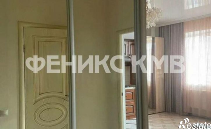 3-комн квартира улица Шумакова, 1,  д. 1