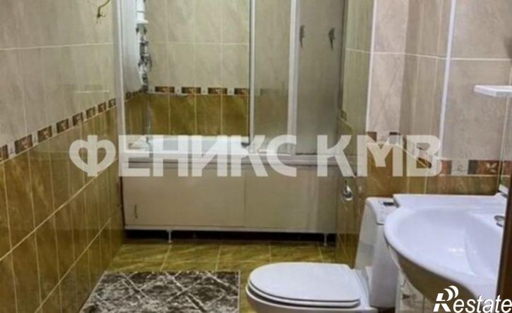 3-комн квартира улица Шумакова, 1,  д. 1