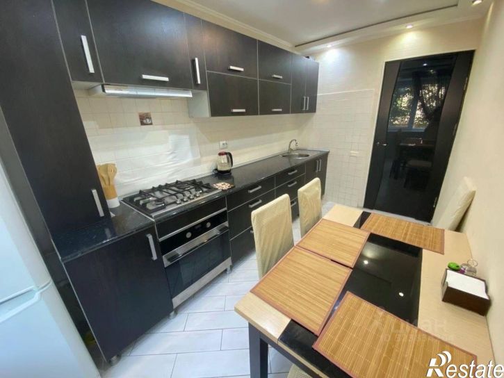 2-комн квартира Школьная улица, 21,  д. 21