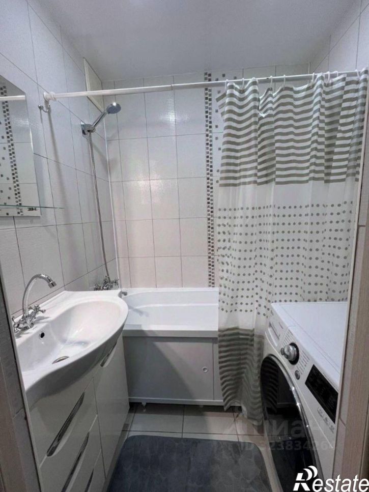 2-комн квартира Школьная улица, 21,  д. 21