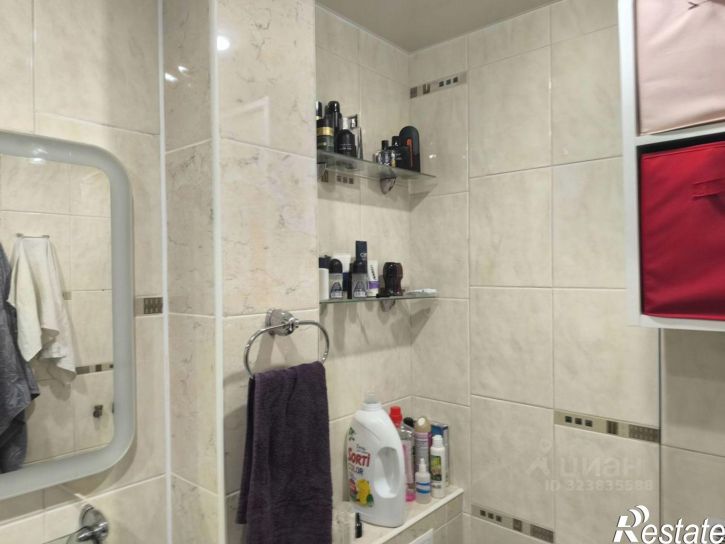 3-комн квартира 27-й микрорайон м-н, улица Доваторцев, 9