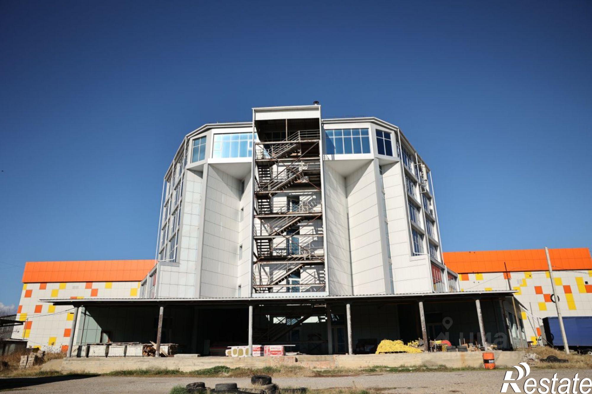 Купить ОСЗ, отдельно стоящее здание за 130 001 000 рублей на улица Калинина, 125А