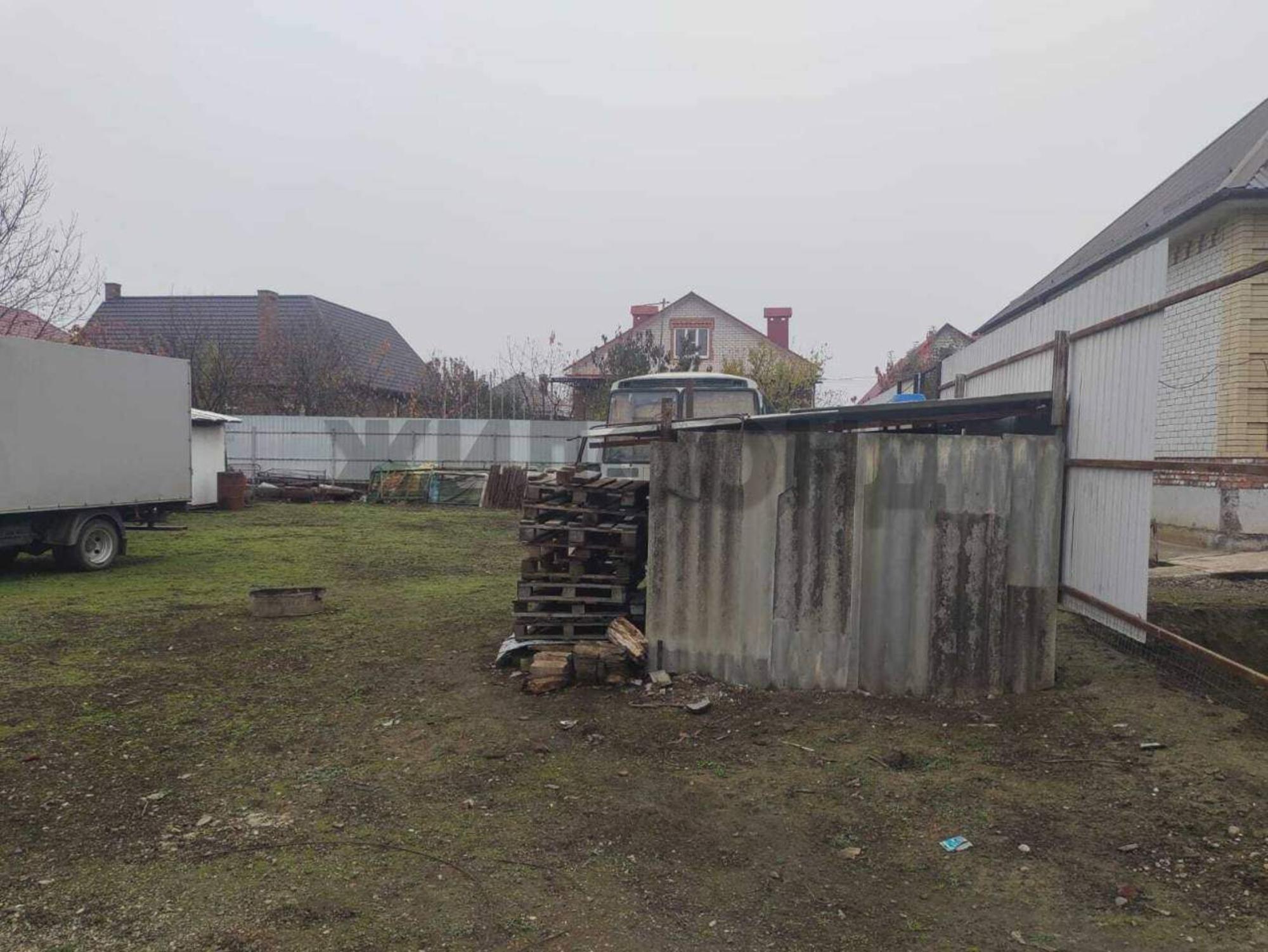 Купить дачу, дом, коттедж за 3 500 000 рублей на Центральная улица