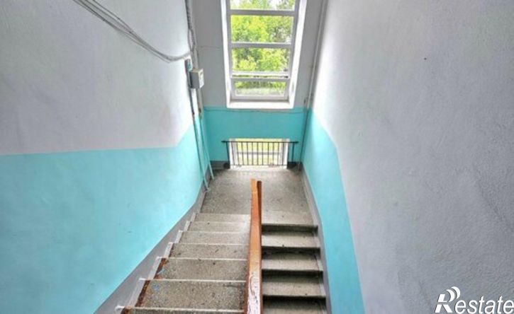 2-комн квартира улица Постышева, 6,  д. 6