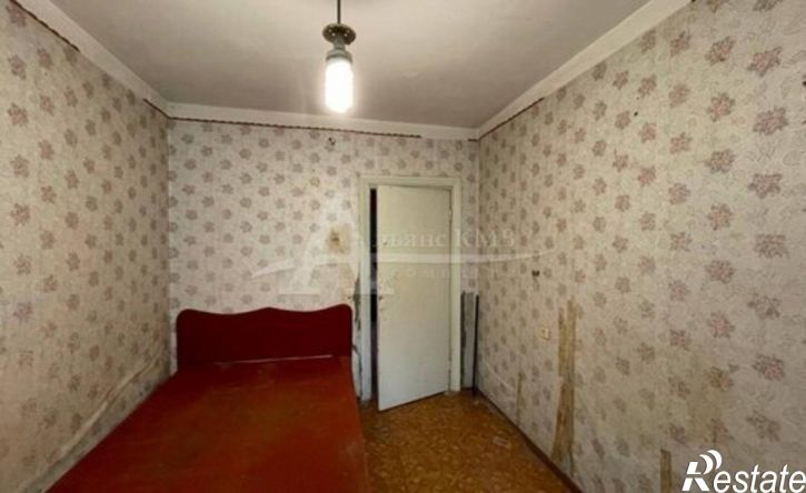 3-комн квартира ул Анджиевского, 140,  д. 140