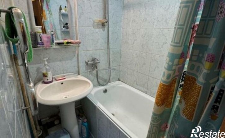 2-комн квартира ул Космонавтов, 31,  д. 31