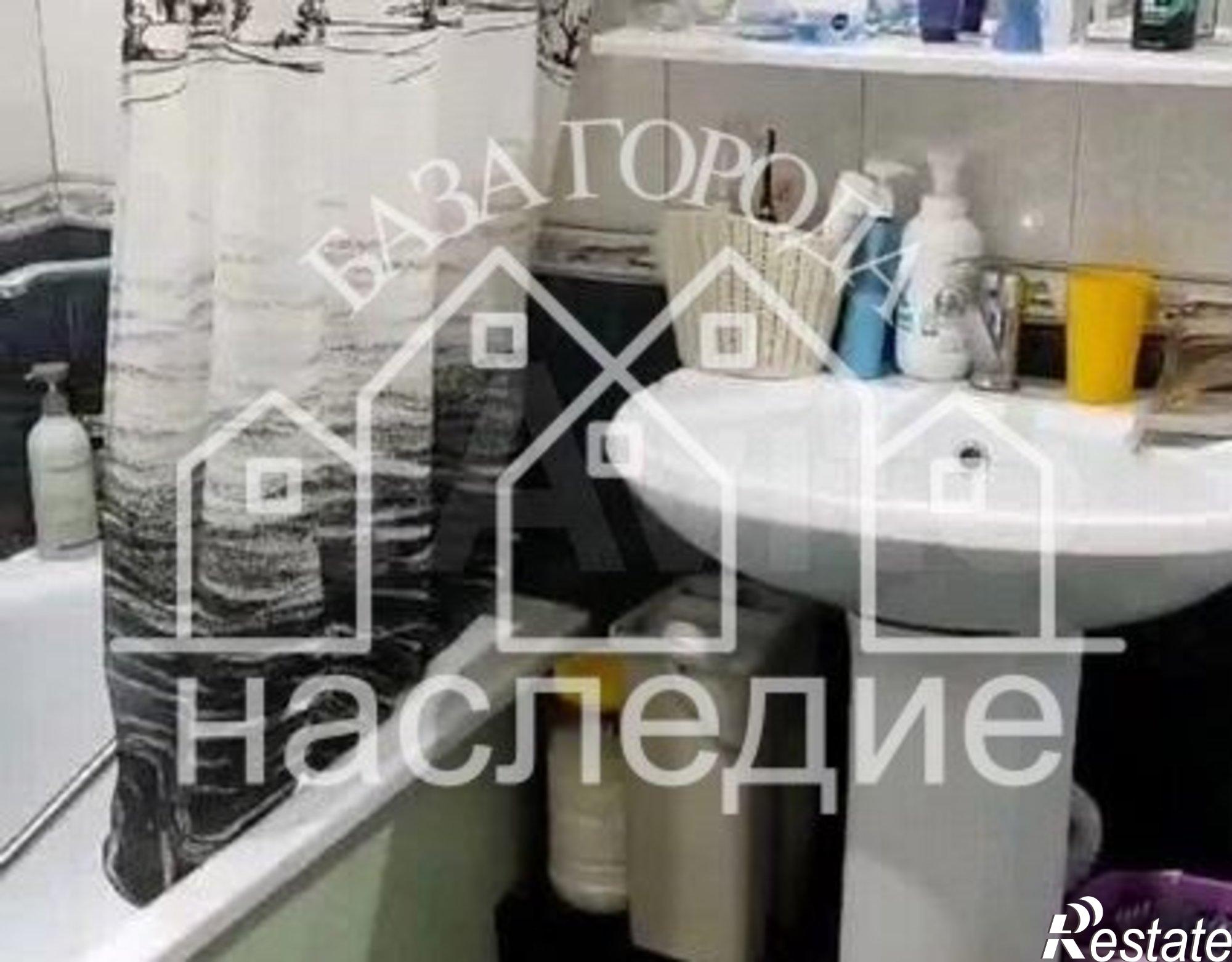 Купить квартиру за 5 150 000 рублей на Шпаковский муниципальный округ, Михайловск, улица Ленина, 167/3