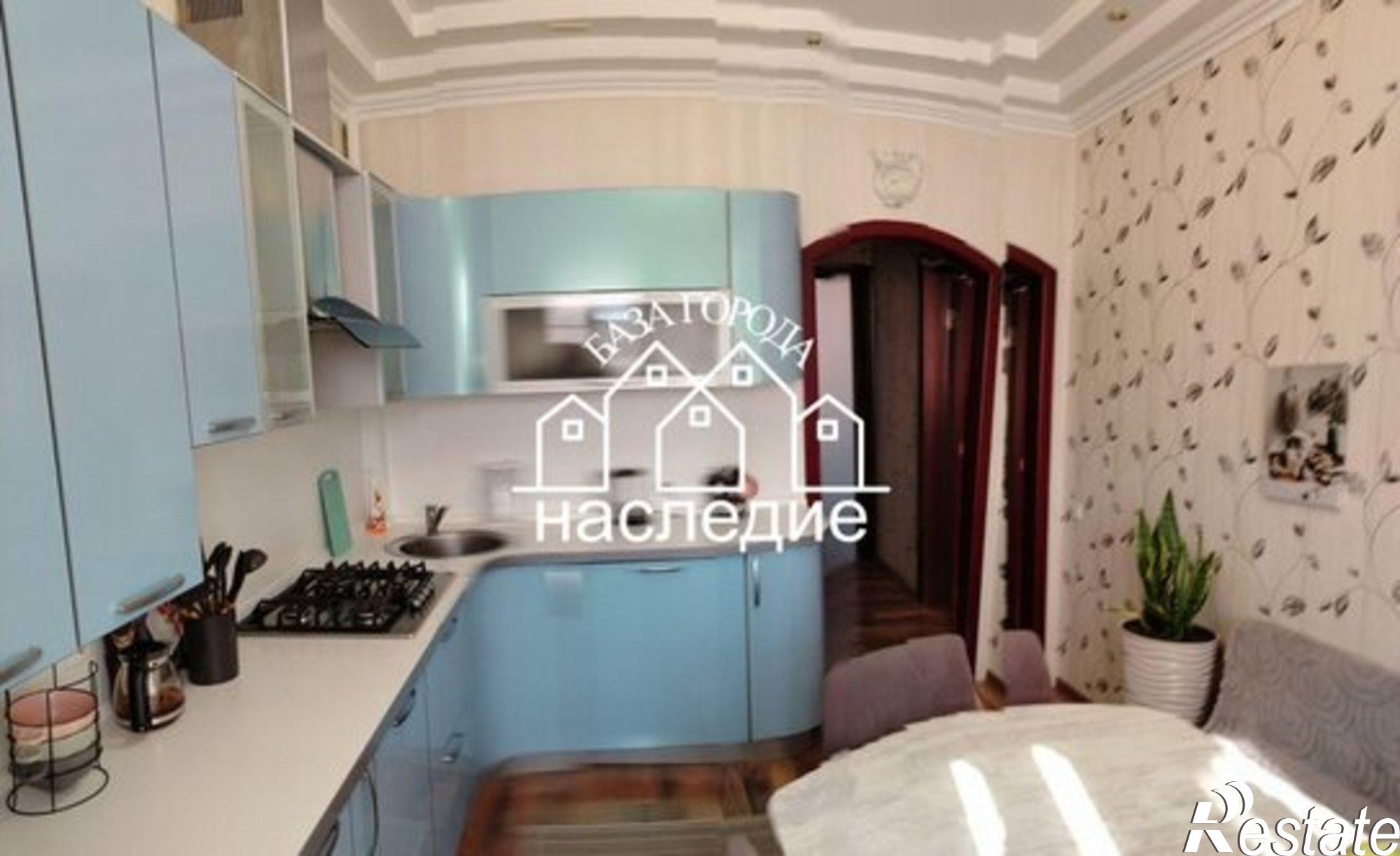 Купить квартиру за 6 100 000 рублей на Шпаковский муниципальный округ, Михайловск, улица Ленина, 25