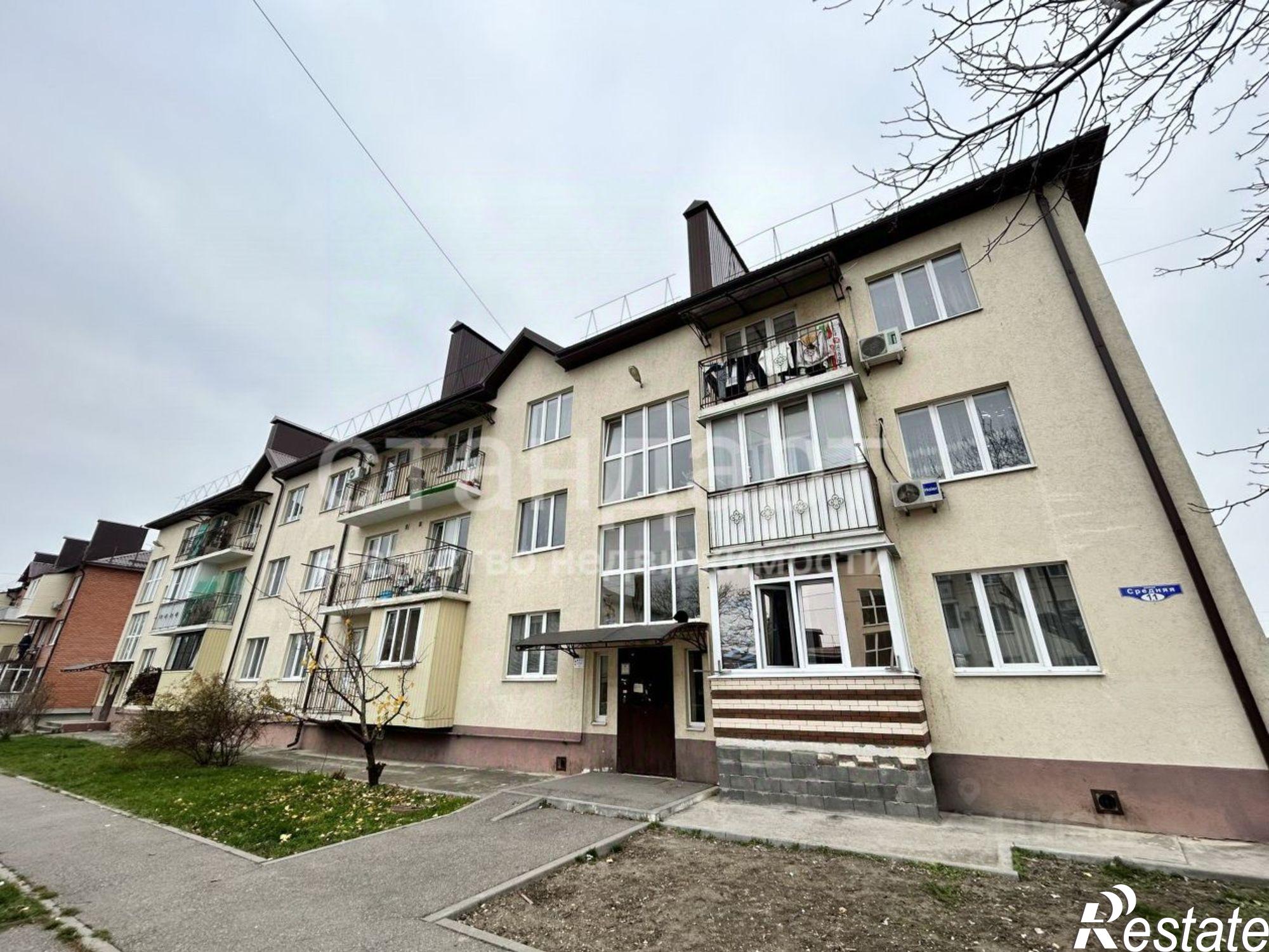 Купить квартиру за 4 500 000 рублей на Ессентуки г., Средняя ул., д.11