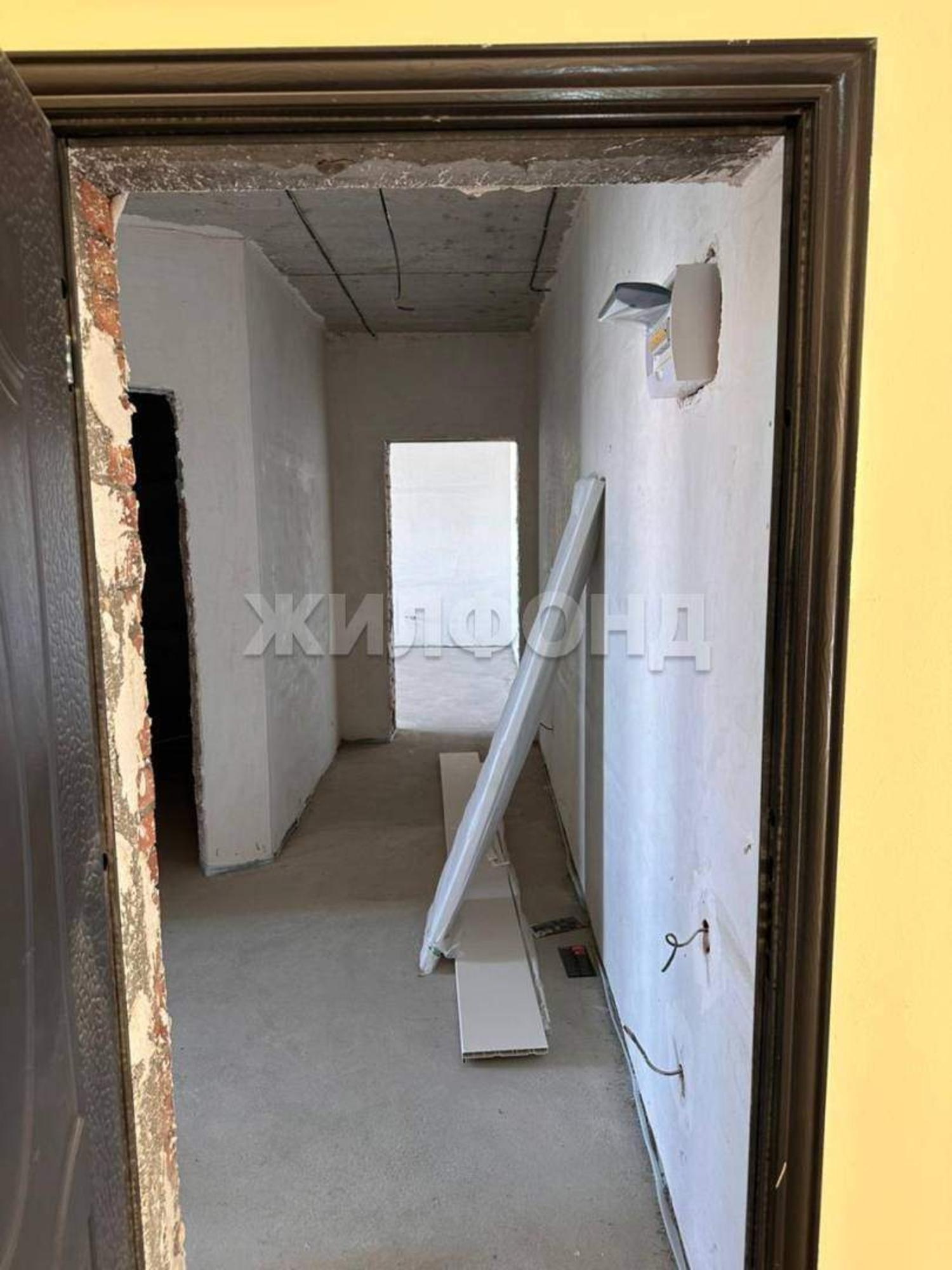 Купить квартиру за 6 800 000 рублей на Калинина улица, д.105