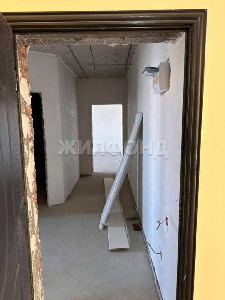 2-комн квартира Калинина улица, д.105