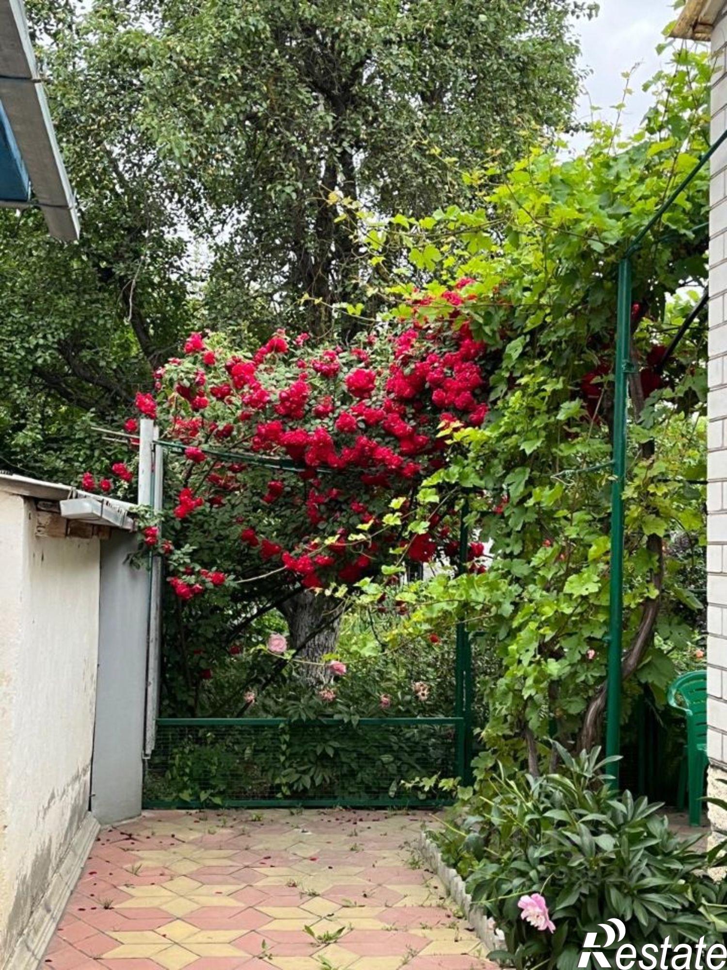 Купить дачу, дом, коттедж за 8 900 000 рублей на Красная улица, 153