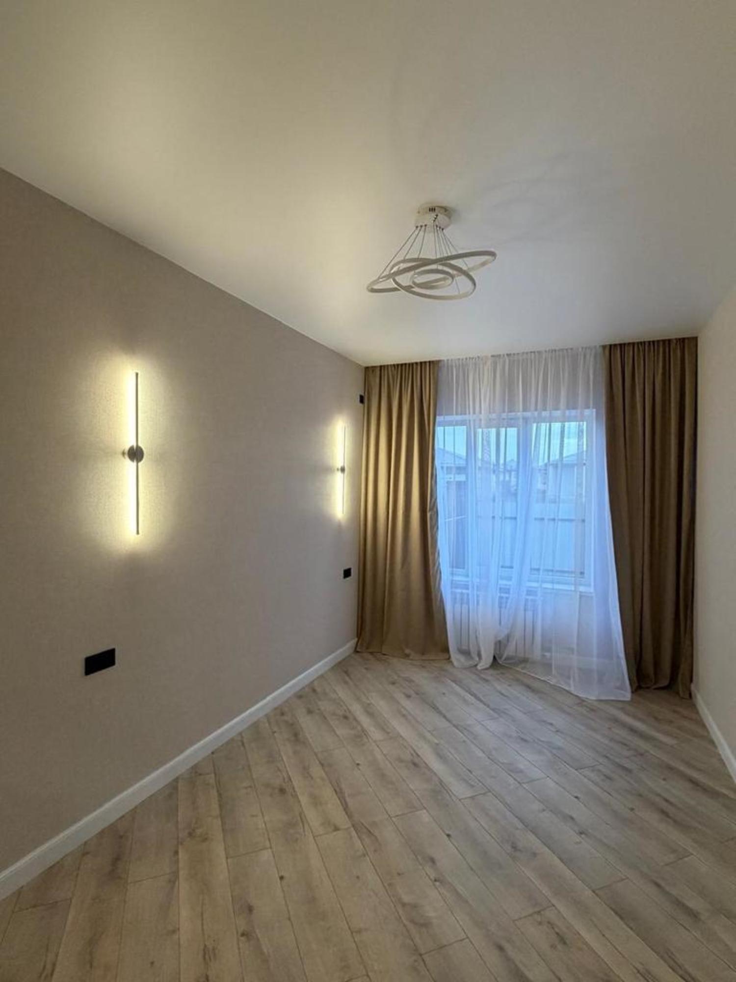 Купить дачу, дом, коттедж за 7 999 000 рублей на Николая Антонова улица