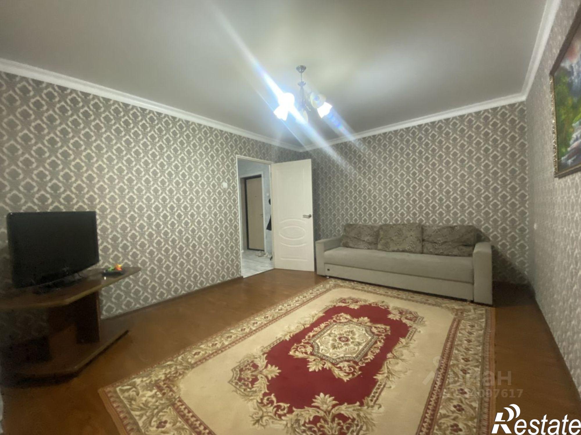 Сдать квартиру за 35 000 рублей на улица Сергеева, 8