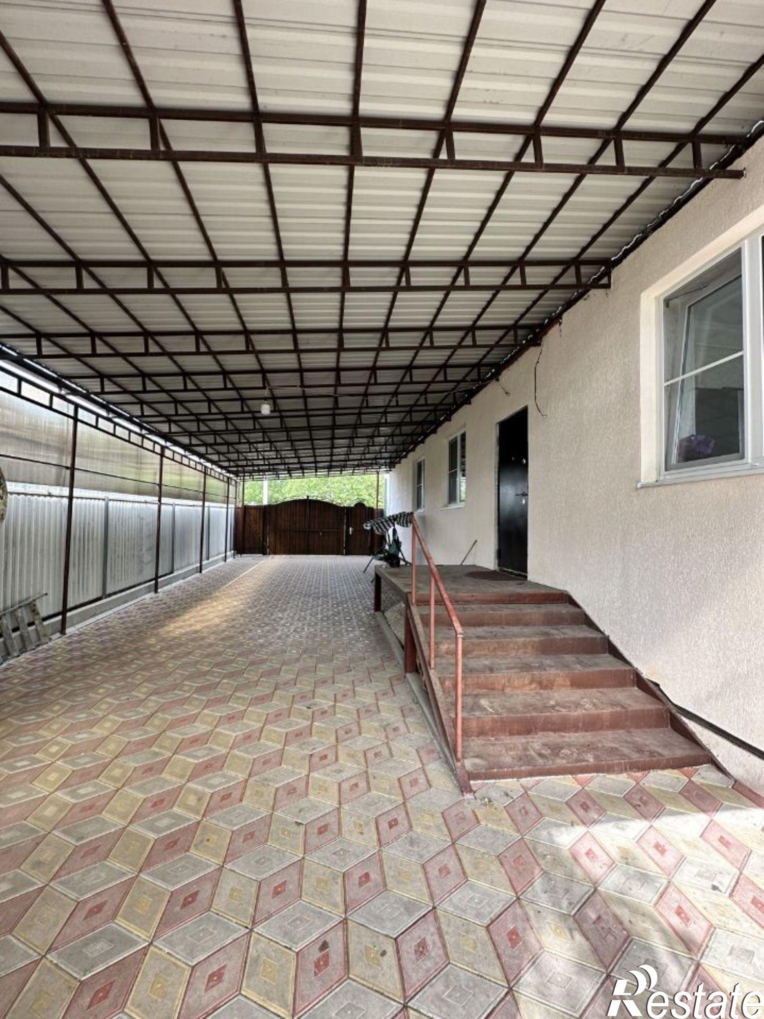 Купить дачу, дом, коттедж за 12 000 000 рублей на ул Гагарина, 175