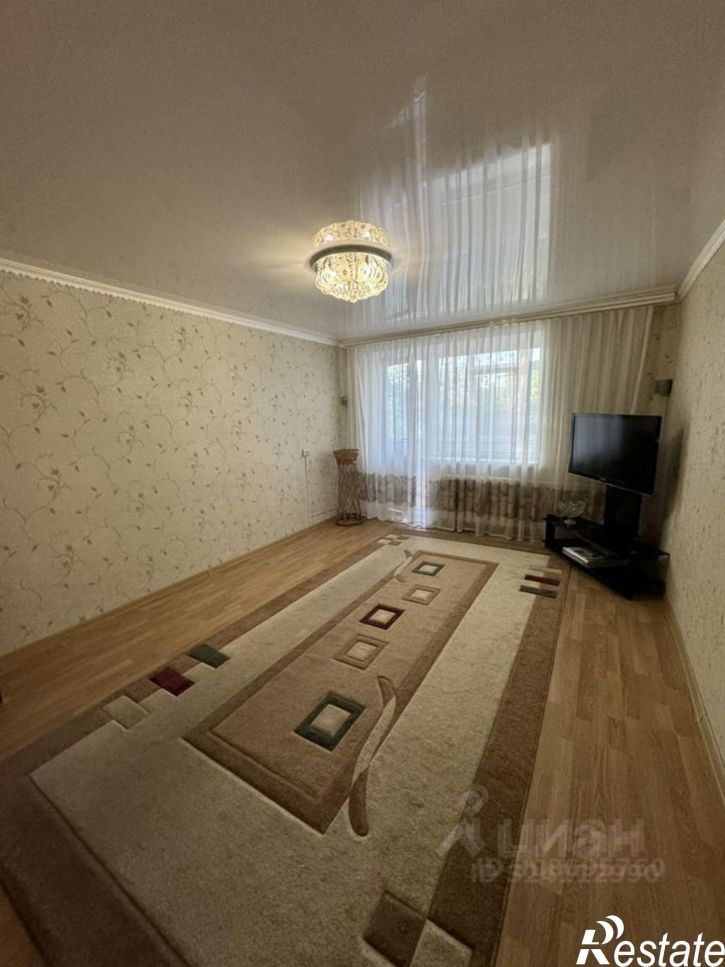 3-комн квартира Революционная улица, 10Б,  д. 10Б