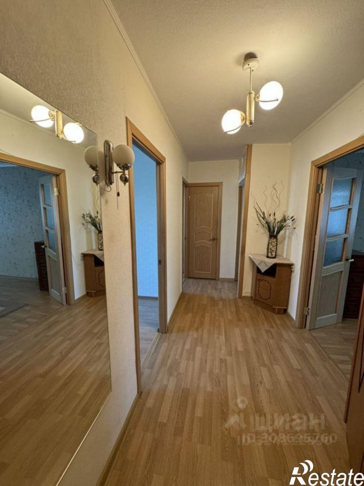 3-комн квартира Революционная улица, 10Б,  д. 10Б