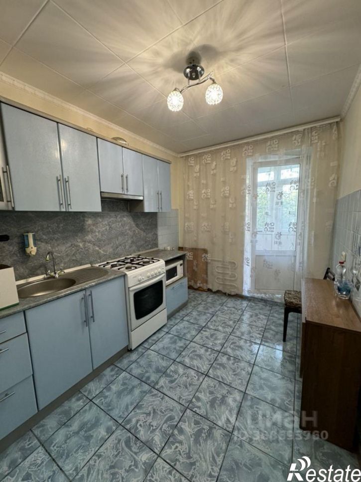 3-комн квартира Революционная улица, 10Б,  д. 10Б