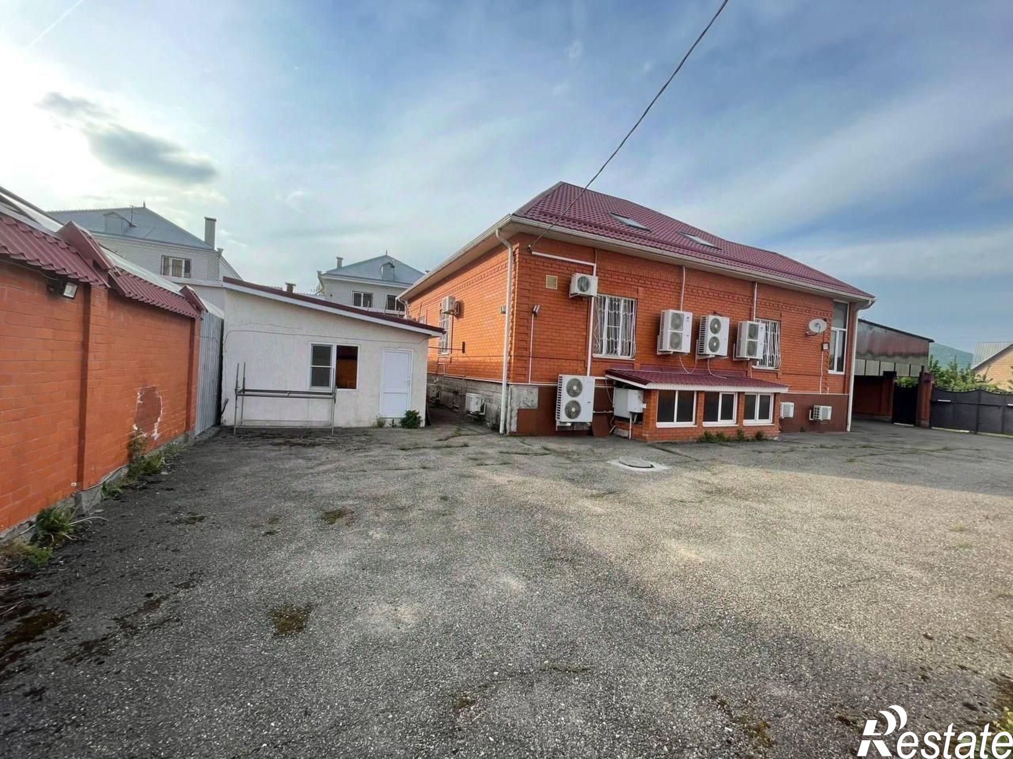 Купить дачу, дом, коттедж за 55 000 000 рублей на улица Петра 1, 15А