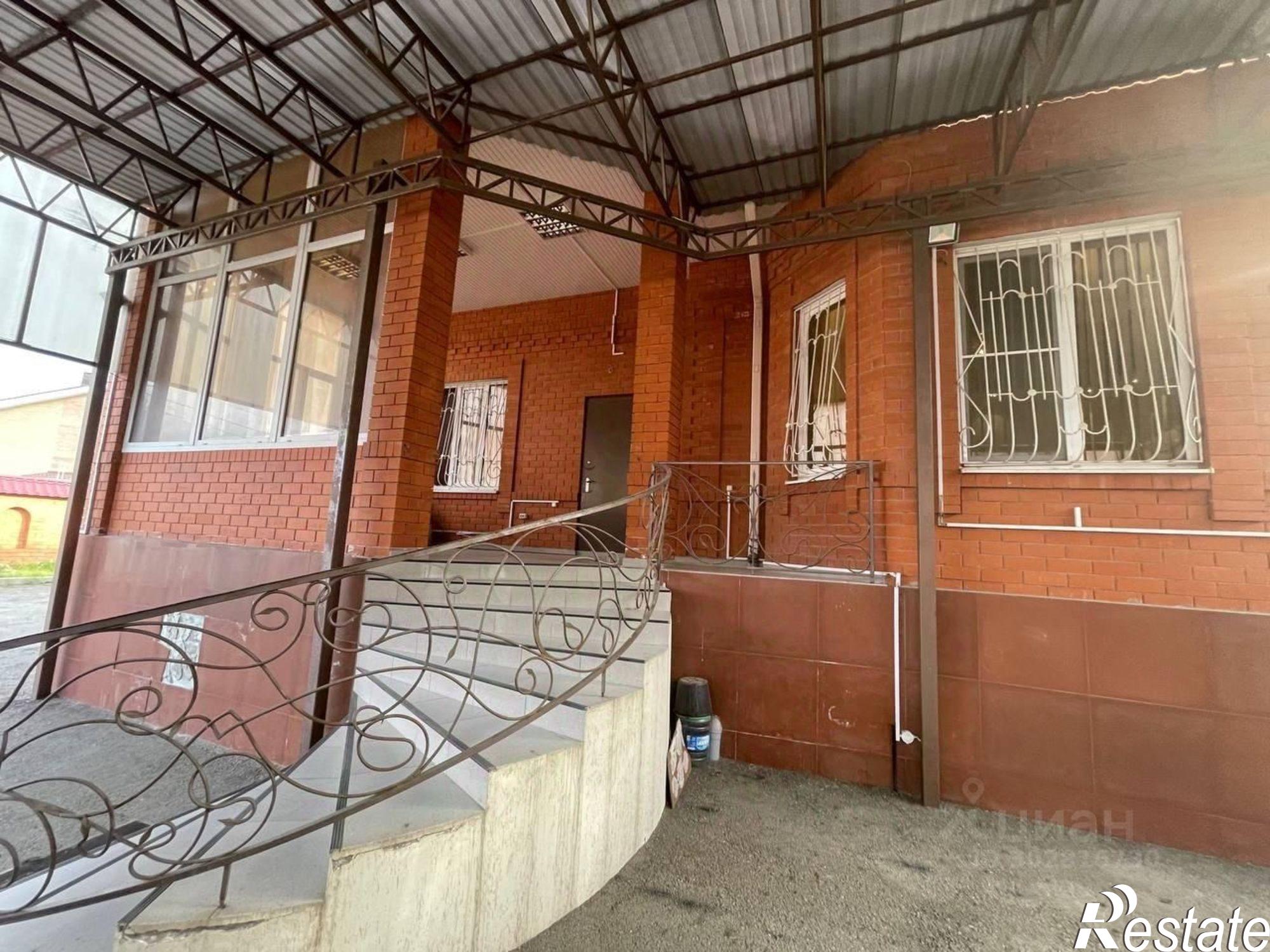 Купить дачу, дом, коттедж за 55 000 000 рублей на улица Петра 1, 15А