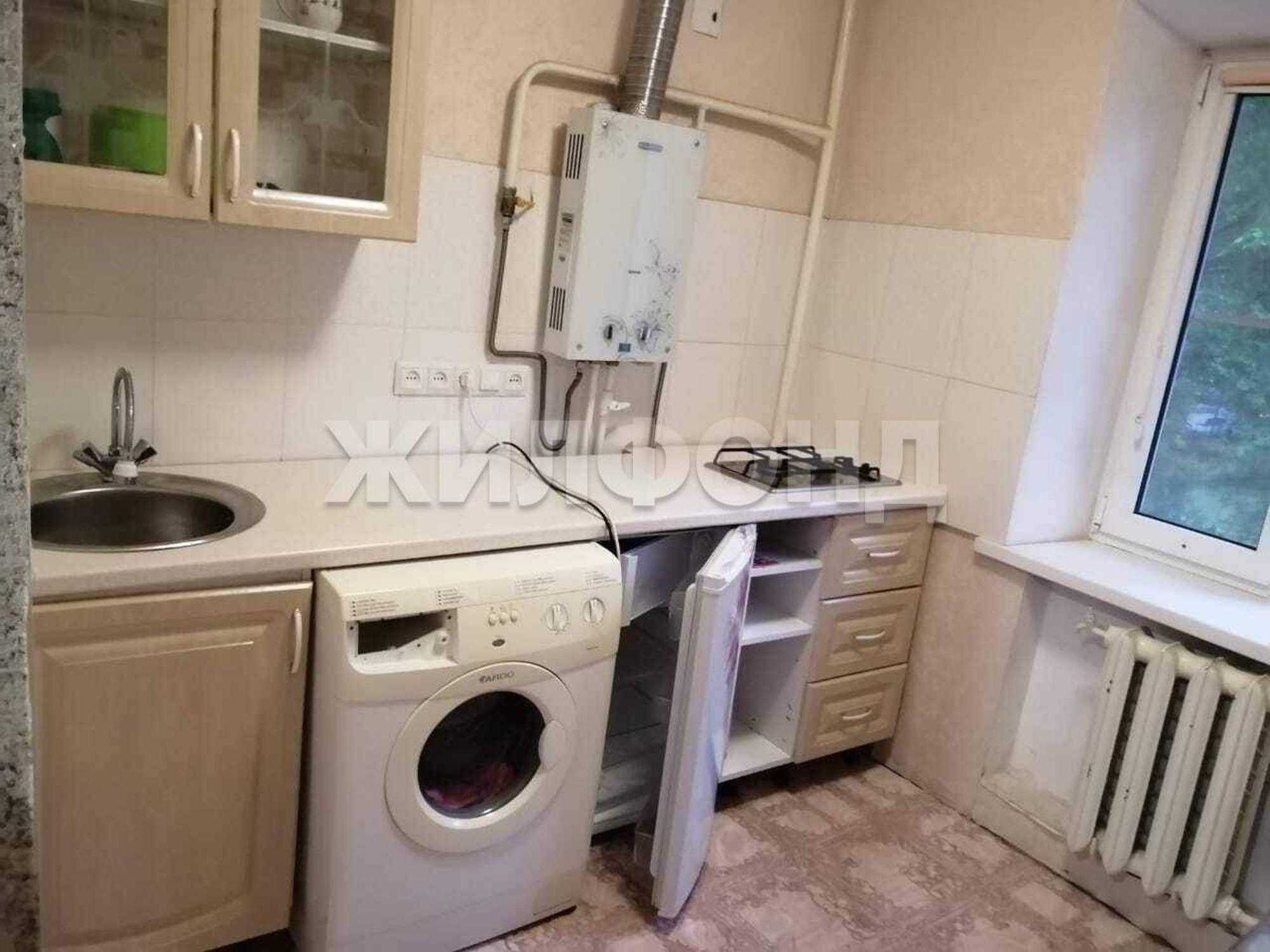 Купить квартиру за 3 000 000 рублей на Строителей улица, д.5