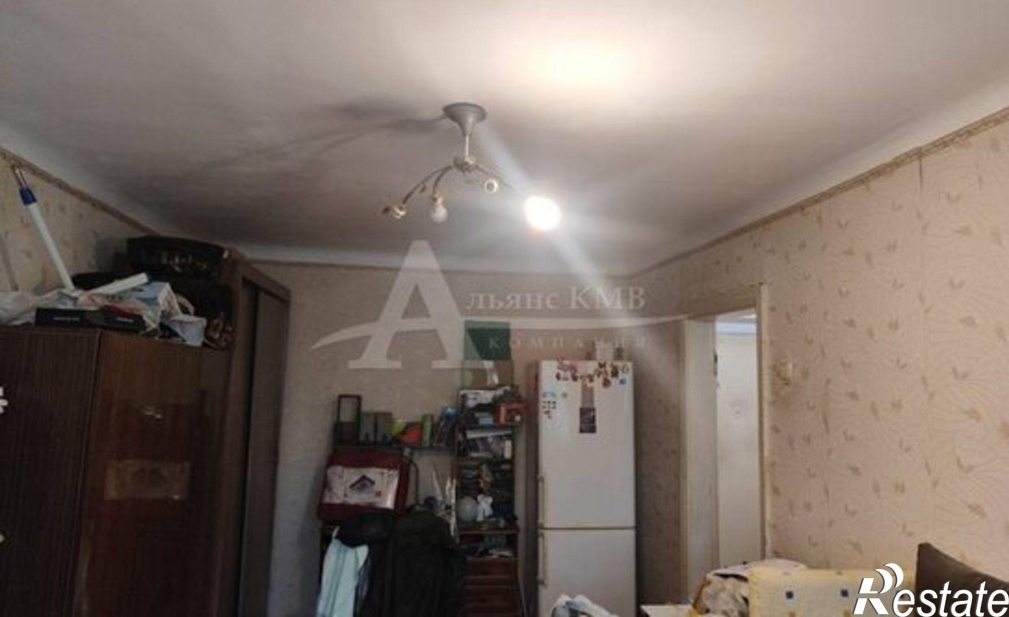 Купить квартиру за 2 000 000 рублей на улица Моисеенко, 1