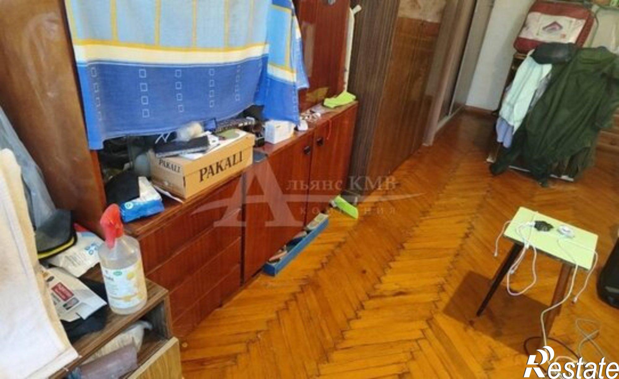 Купить квартиру за 2 000 000 рублей на улица Моисеенко, 1