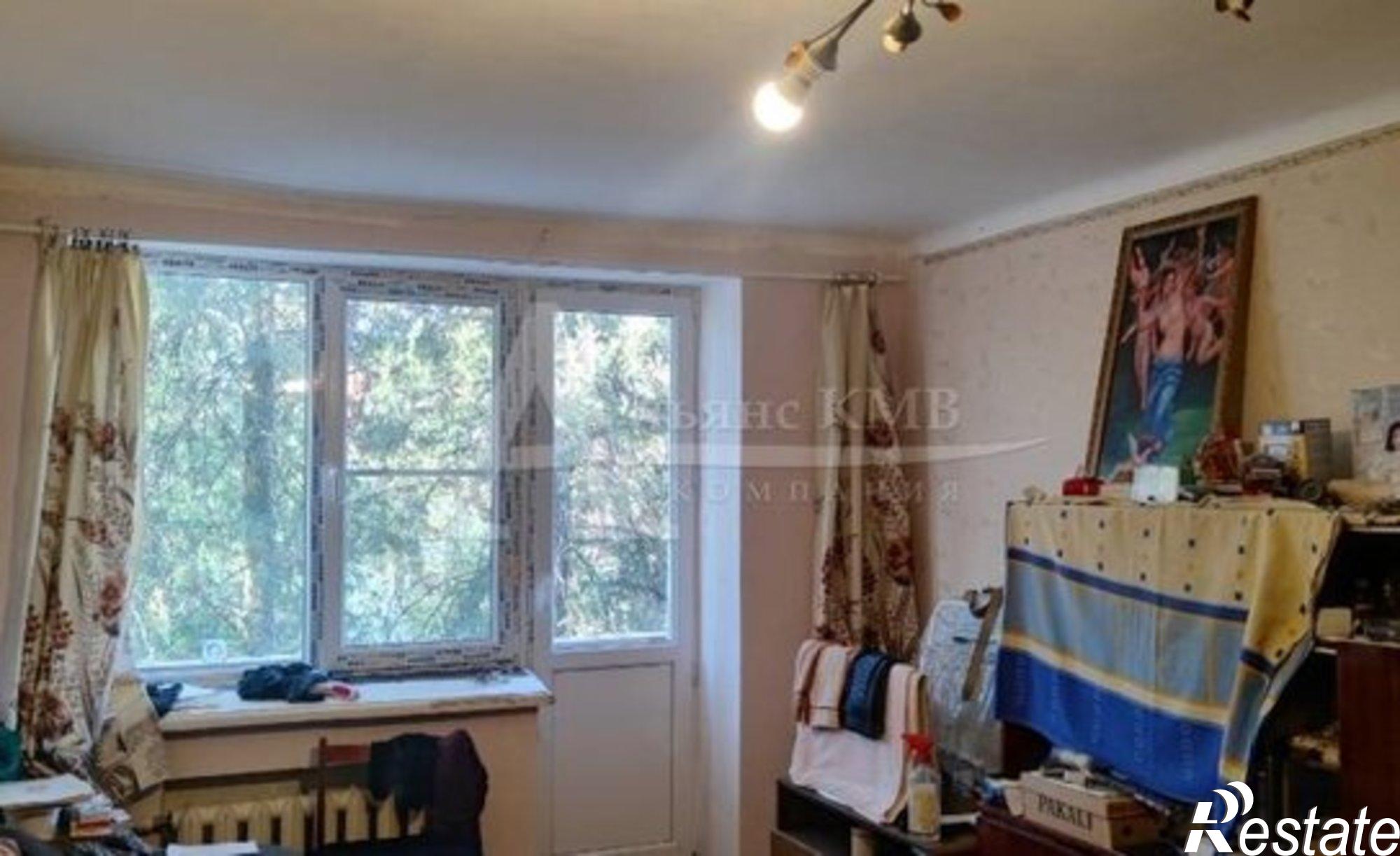 Купить квартиру за 2 000 000 рублей на улица Моисеенко, 1