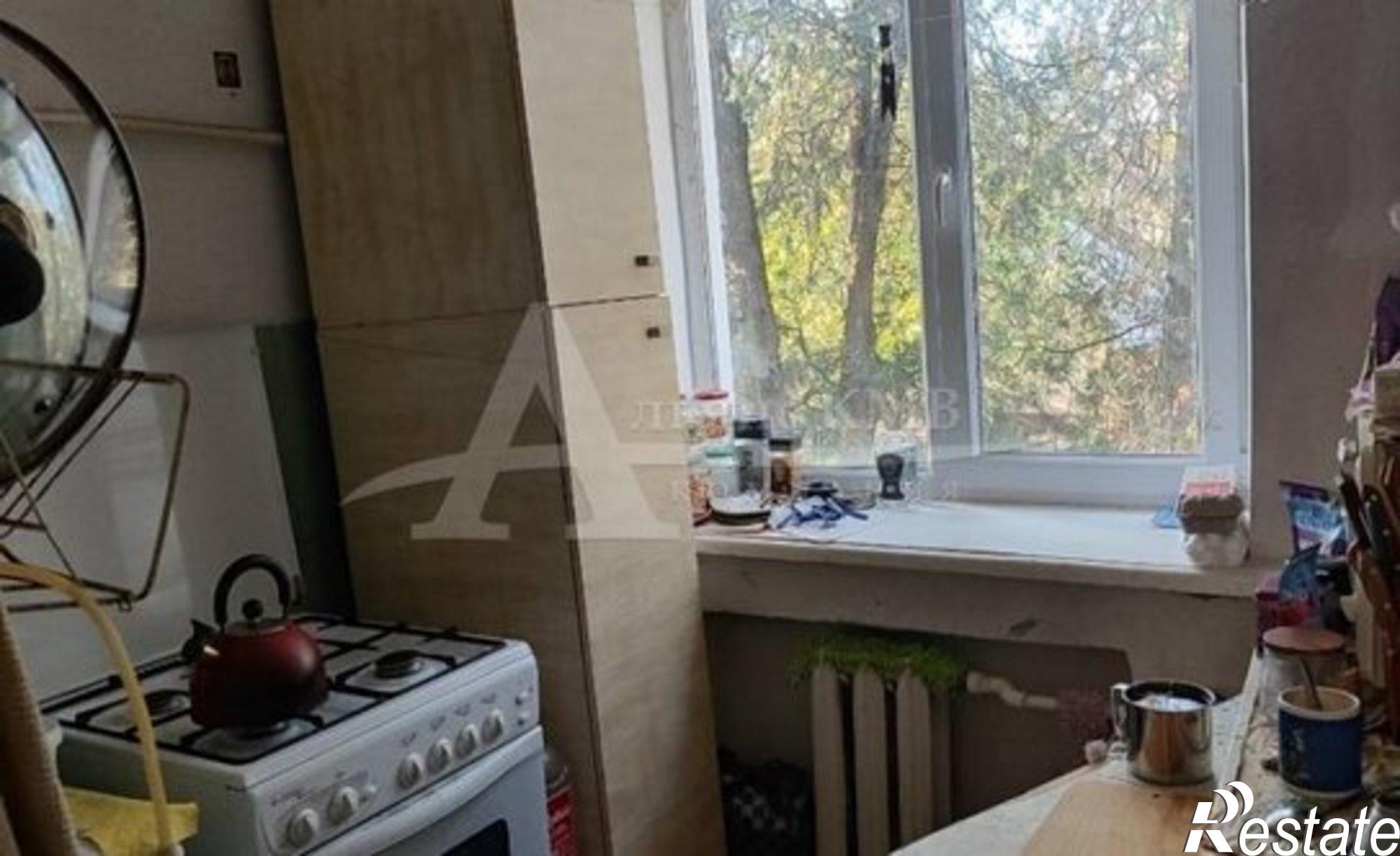 Купить квартиру за 2 000 000 рублей на улица Моисеенко, 1