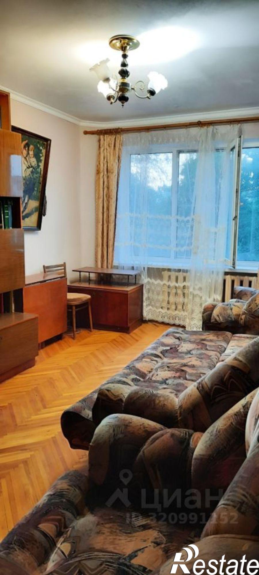 Сдать квартиру за 25 000 рублей на Революционная улица, 26