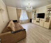 2-комн, 56кв м, этаж 1/5 Зеркальный пер, 11