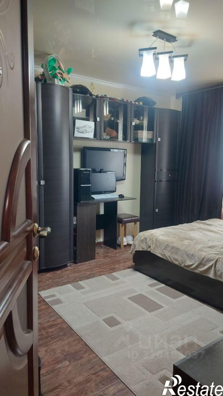 3-комн квартира ул Толстого, 23,  д. 23