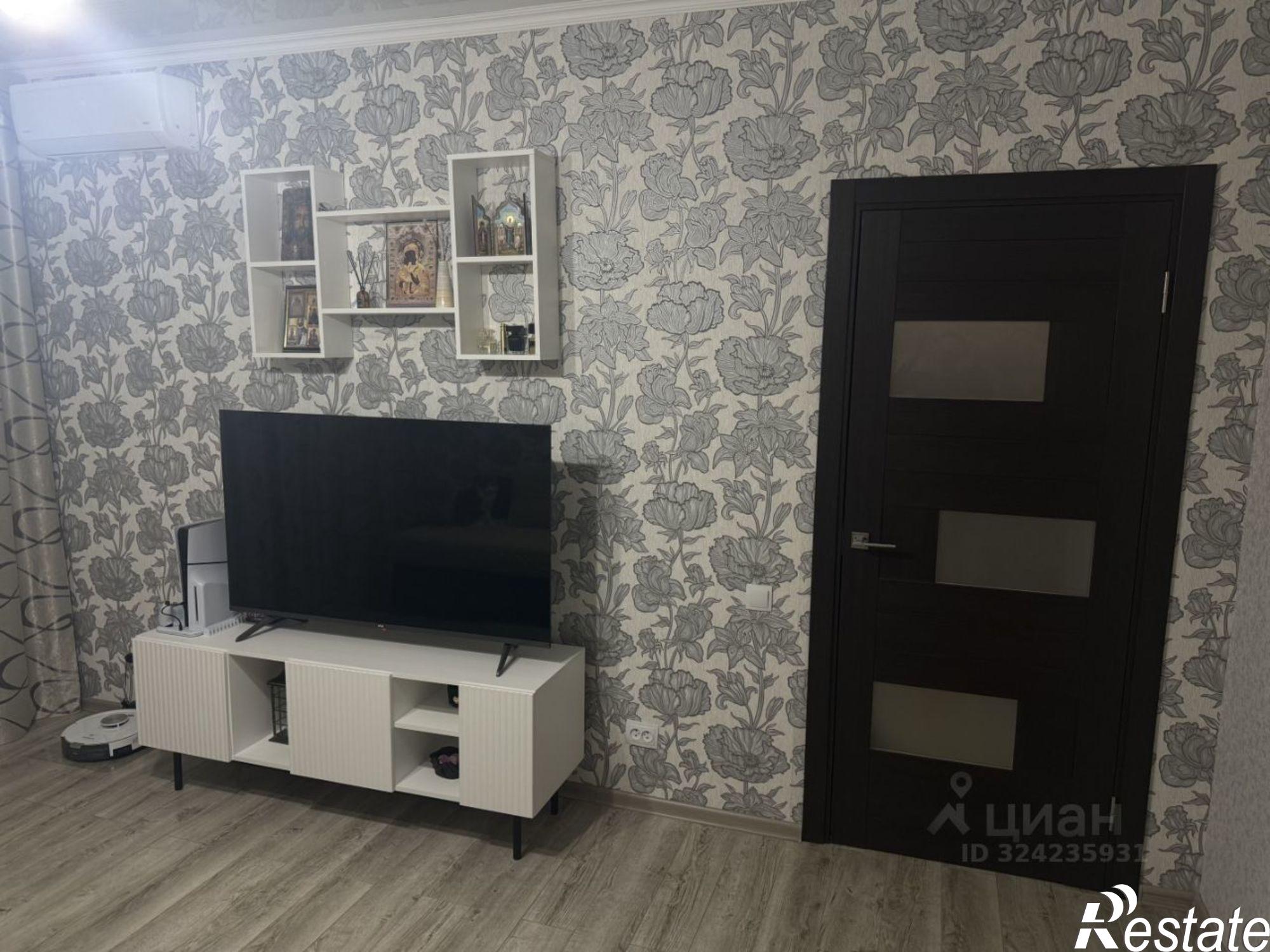 Купить квартиру за 4 800 000 рублей на Михайловский б-р, 2/2