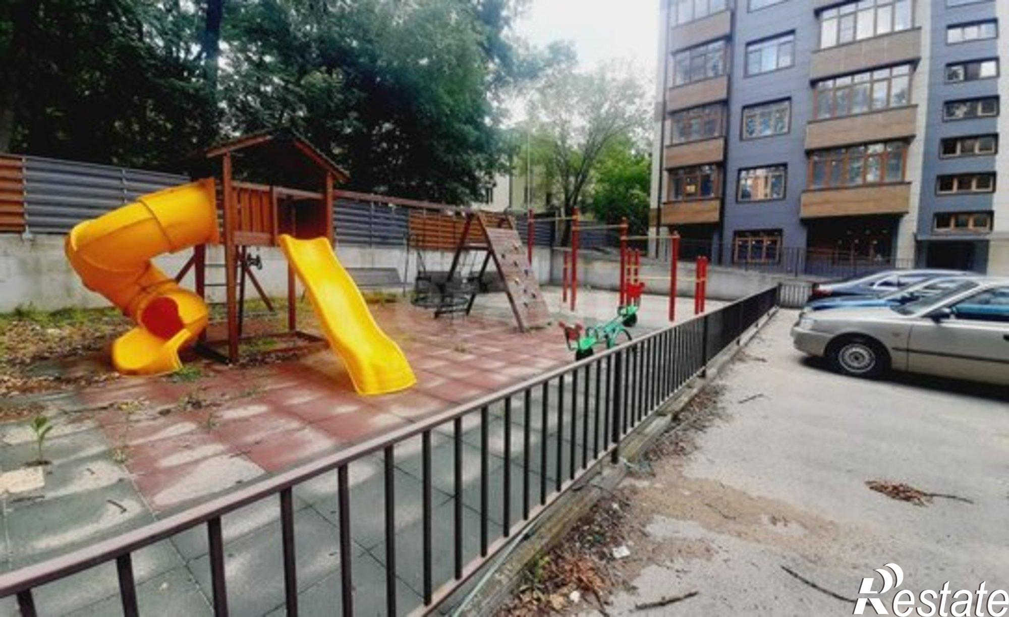 Купить квартиру за 10 600 000 рублей на ул Косякина, 49/4