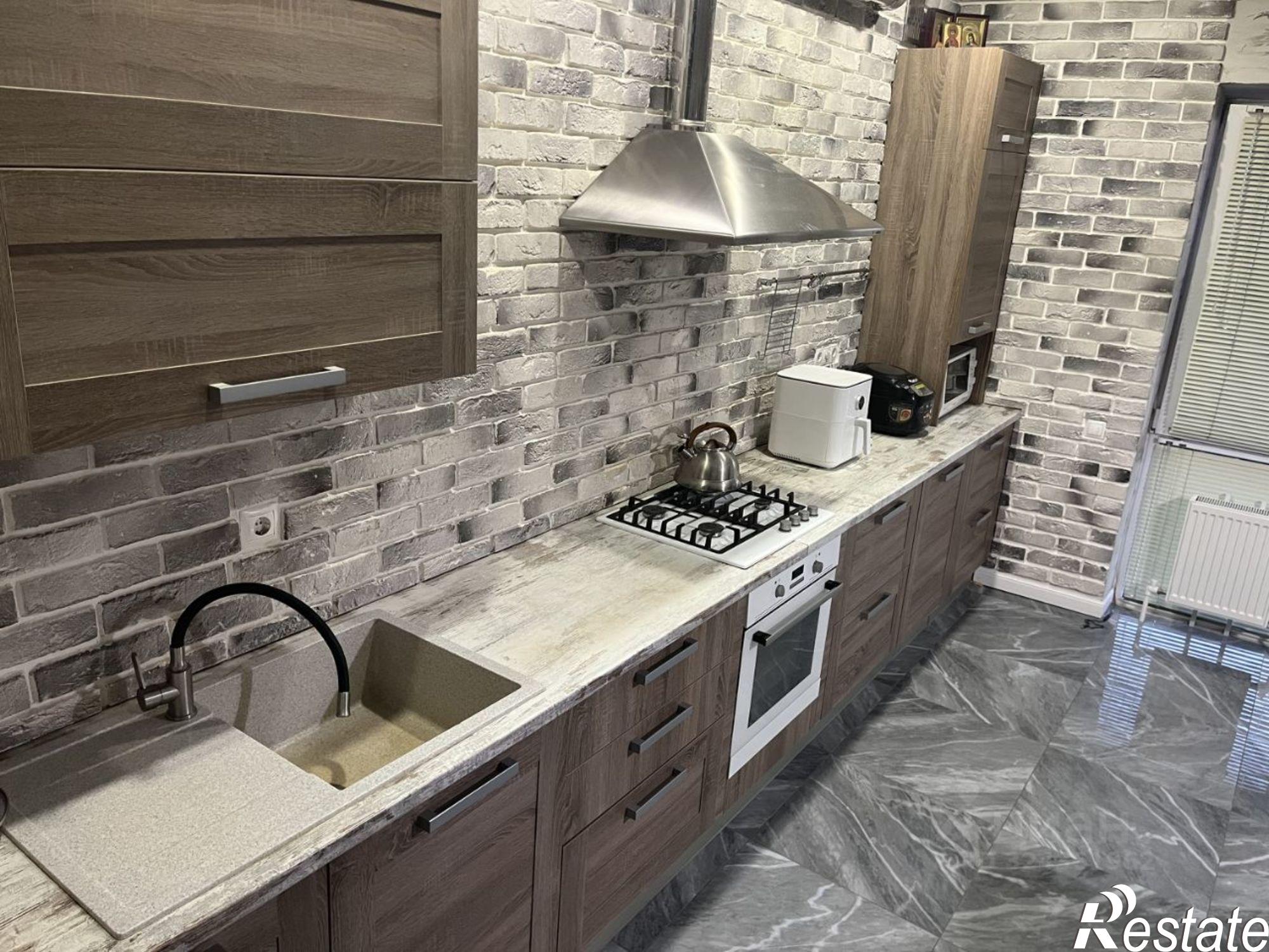 Купить дачу, дом, коттедж за 18 000 000 рублей на Рождественская улица, 17