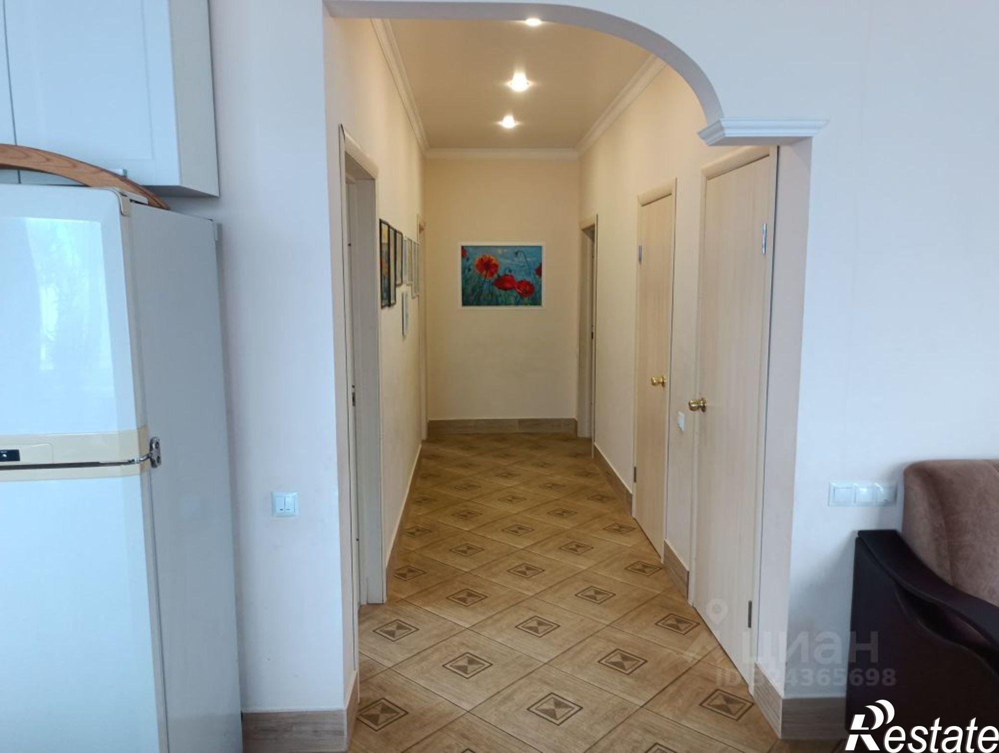 Купить дачу, дом, коттедж за 13 000 000 рублей на ул Генерала Ермолова, 1