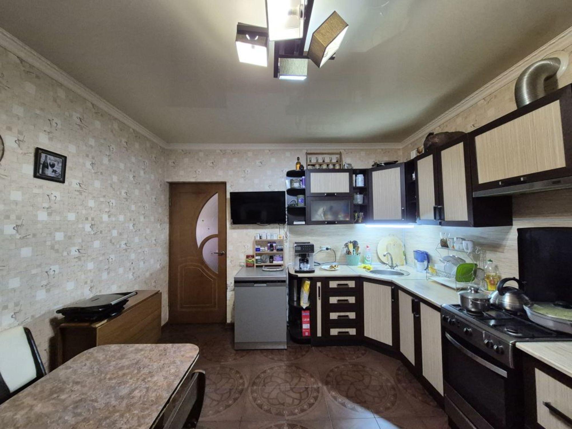 Купить дачу, дом, коттедж за 6 800 000 рублей на Железнодорожная ул