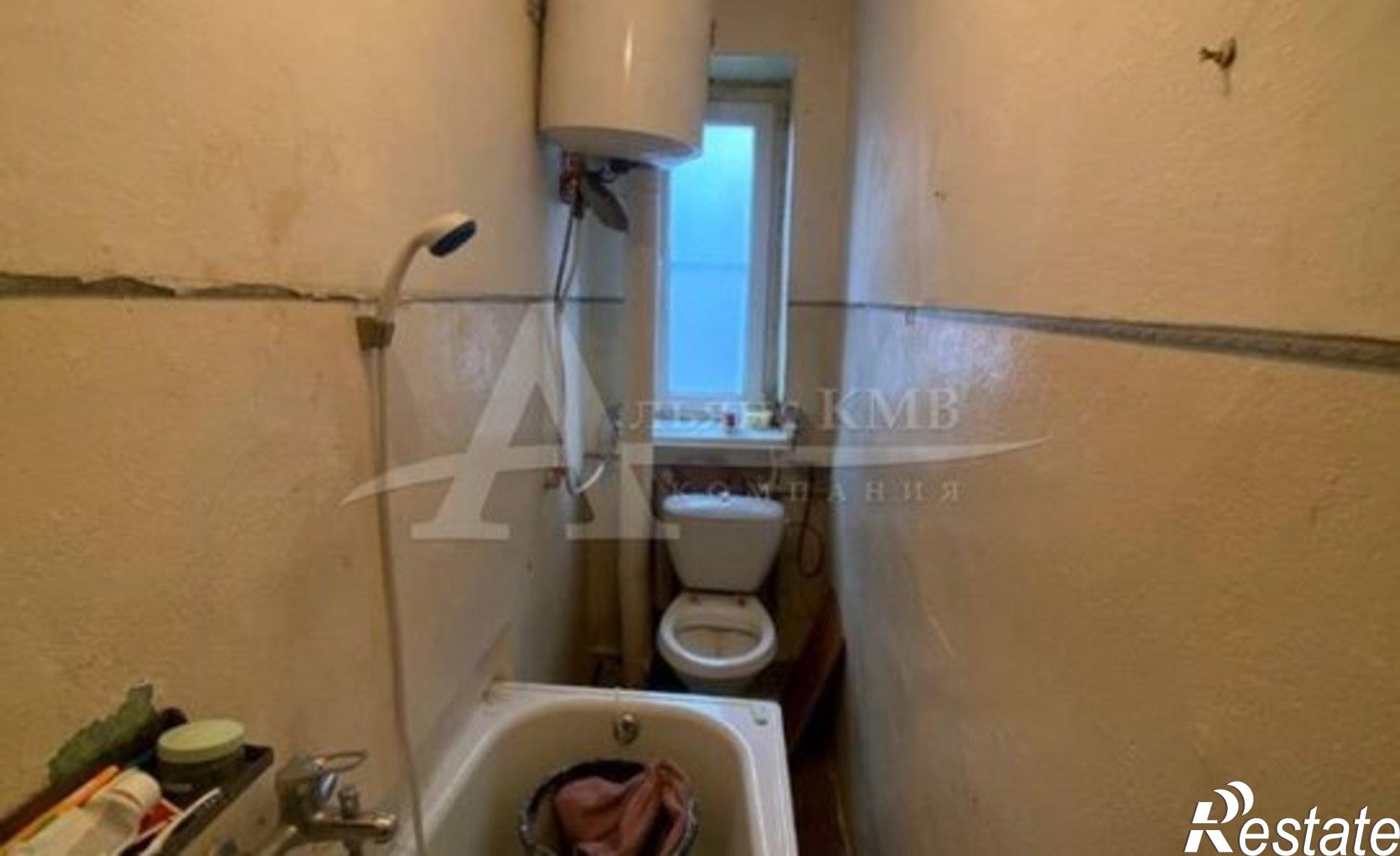 Купить квартиру за 2 500 000 рублей на улица 50 лет Октября, 93