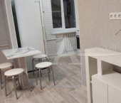 2-комн, 43кв м, этаж 4/4 ул 50 лет Октября, 31