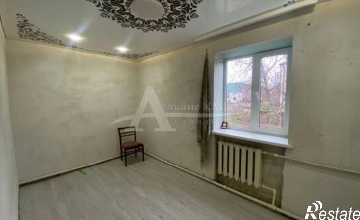 3-комн квартира улица 50 лет Октября, 93,  д. 93