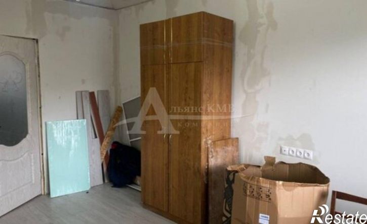 3-комн квартира улица 50 лет Октября, 93,  д. 93