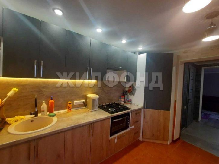 2-комн квартира Орджоникидзе улица, д.18