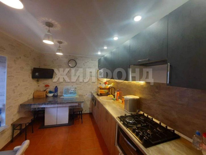 2-комн квартира Орджоникидзе улица, д.18