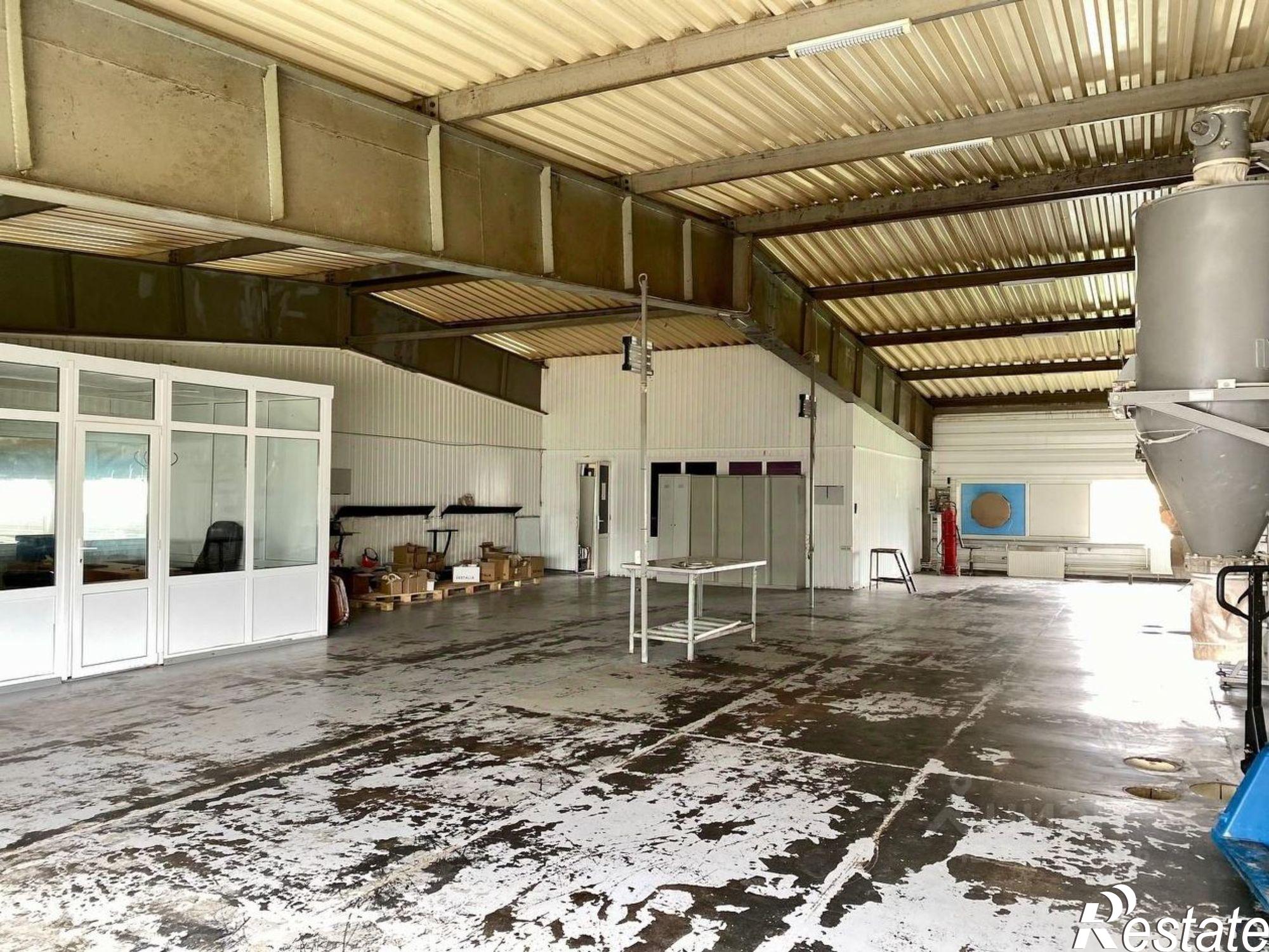 Купить производственную площадь за 200 008 000 рублей на ул Транспортная, 2